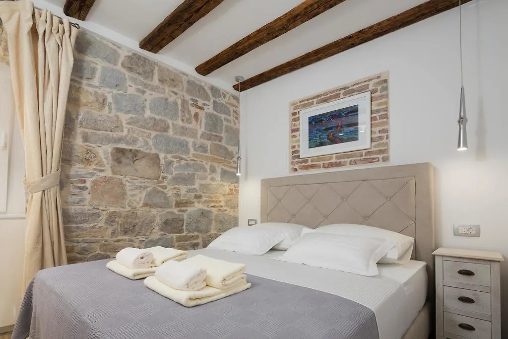 Split Inn Apartments 0*,  קרואטיה